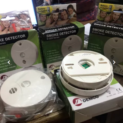 Smoke Detector Demco D-223 with Battery